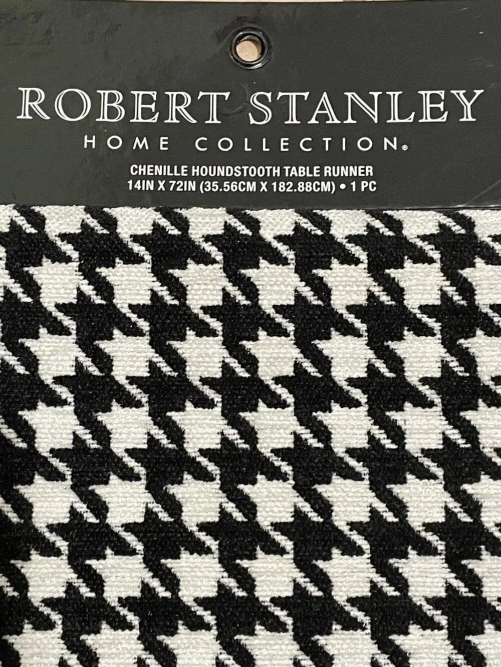 NWT Black & White Chenille Houndstooth Table Runner ROBERT STANLEY